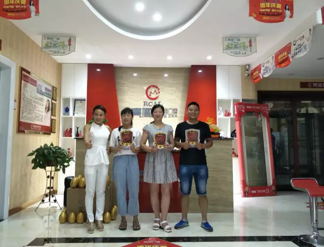 熱烈祝賀亮閣門窗江西樂平店周年慶典圓滿落幕！