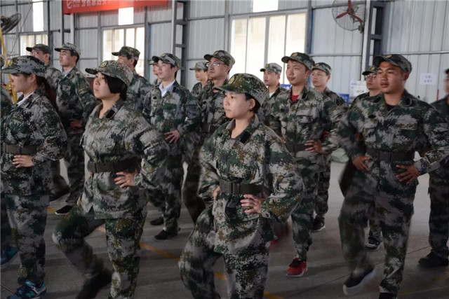 開工大吉｜振奮人心的軍訓，元宵的大禮，讓人感到每秒都震撼！