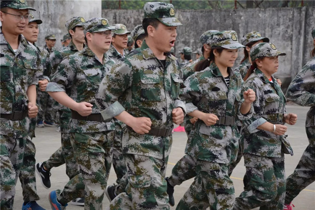 開工大吉｜振奮人心的軍訓，元宵的大禮，讓人感到每秒都震撼！