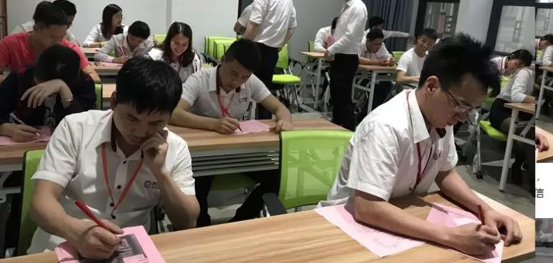 聚勢(shì)奮進(jìn)，共創(chuàng)新時(shí)代｜亮閣門窗新晉家人專業(yè)知識(shí)通關(guān)考核！